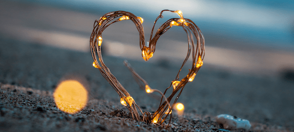 Das Leben ist endlich, die Liebe bleibt